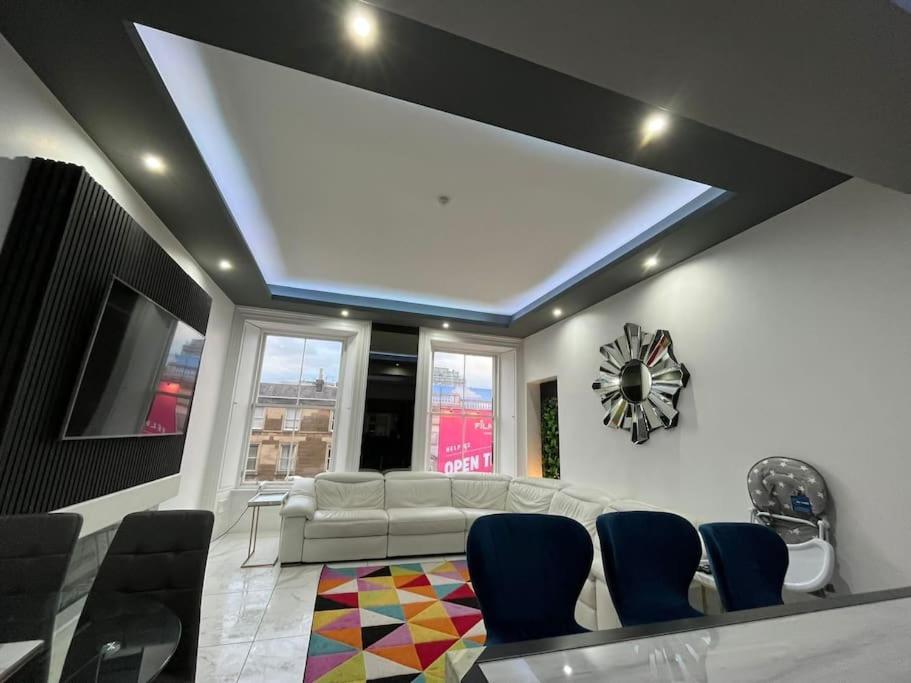 Spacious Modern Centre Castle Views Appartement Edinburgh